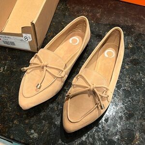 Muriel tan loafers